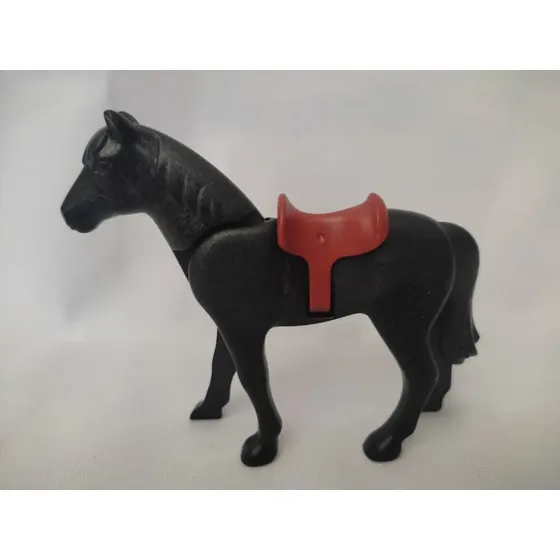 Caballo Playmobil 13