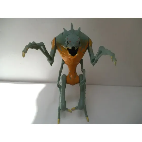 Alien Batman El Valiente Clash In The Cosmos Mattel 
